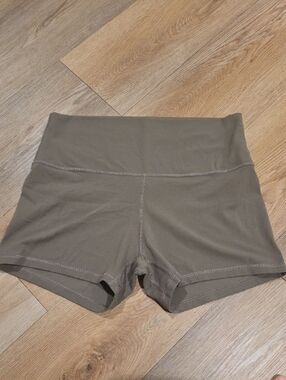 lululemon athletica High-Waist Bike Shorts — Olive Green